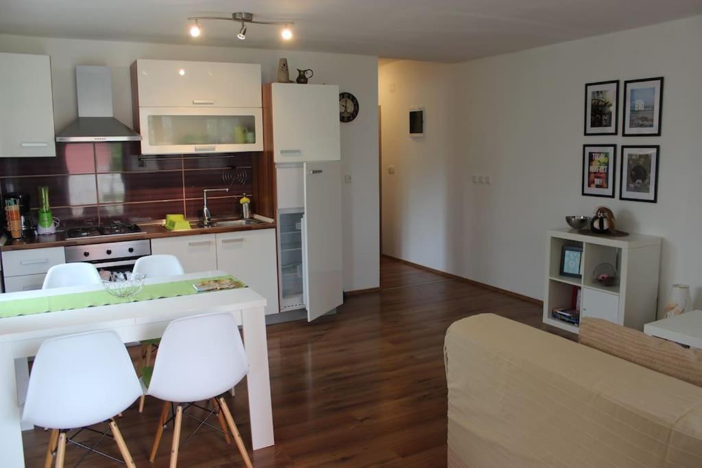 Modern Apartment In Poreč Eksteriør billede