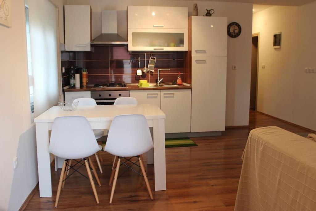Modern Apartment In Poreč Eksteriør billede